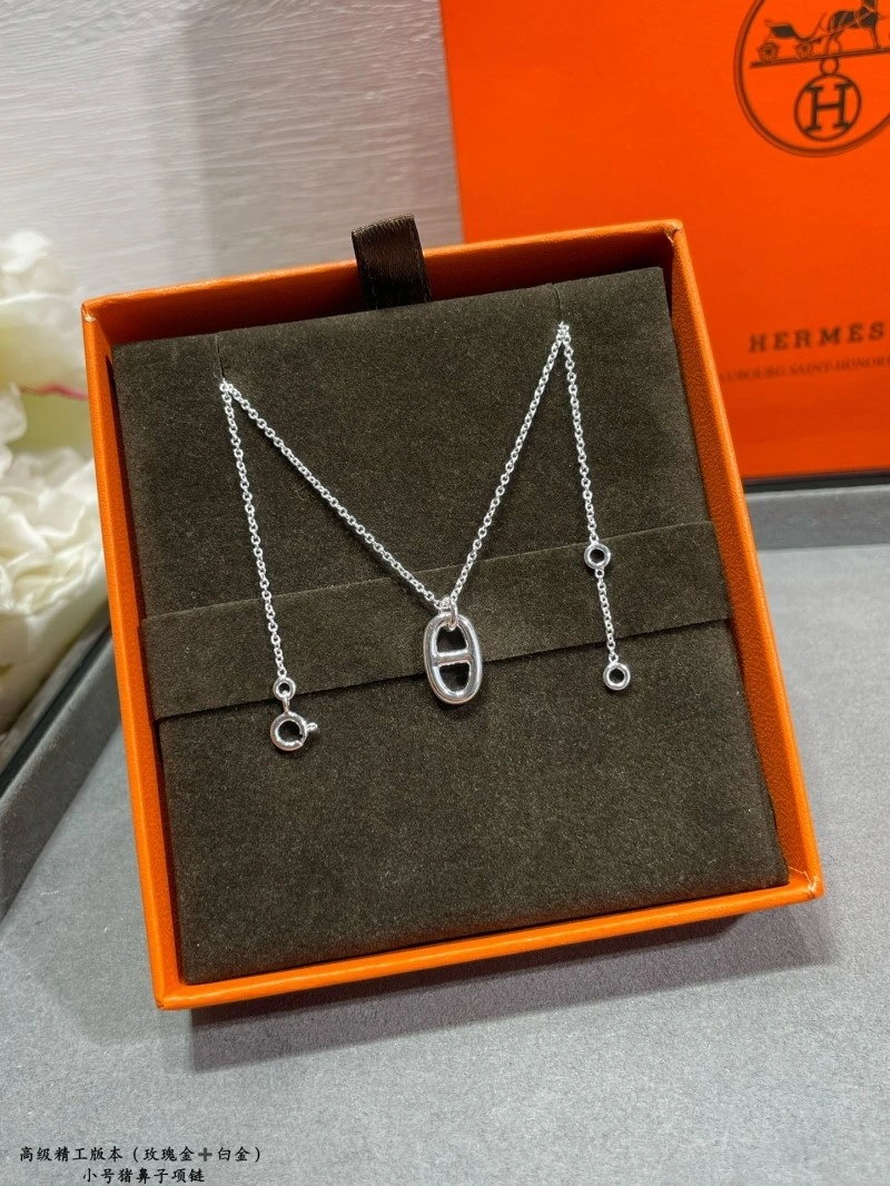 Sleek Hermes Necklaces 246744