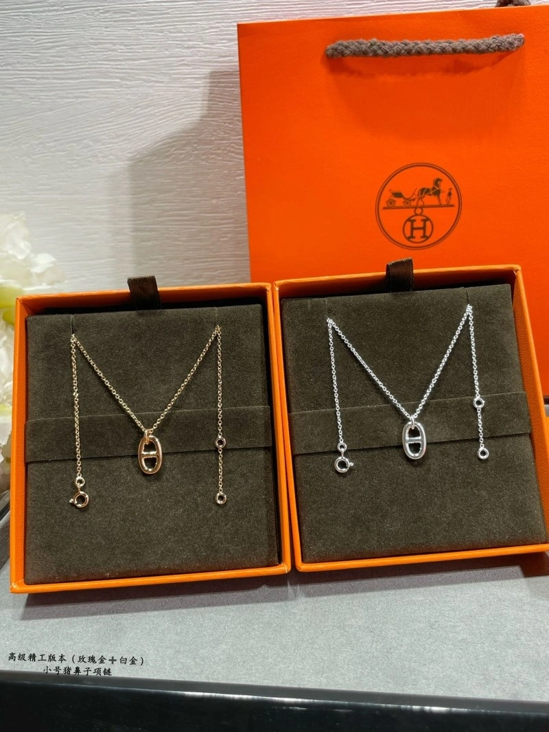 Sleek Hermes Necklaces 246744