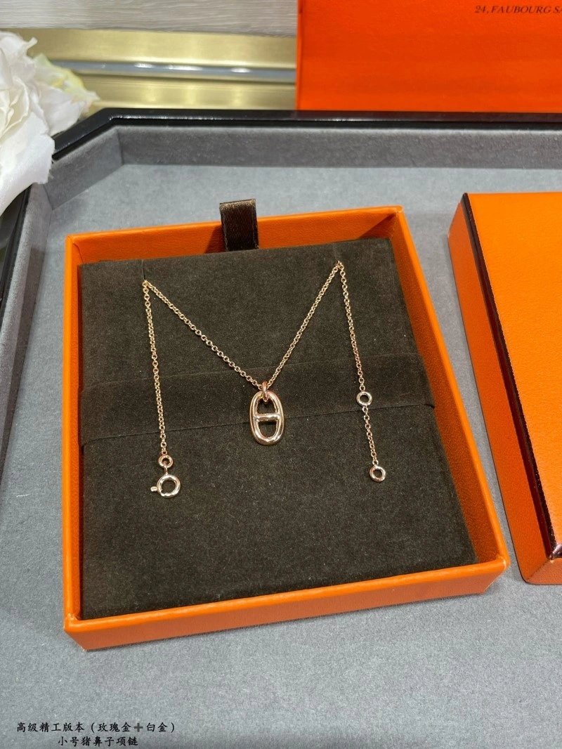 Sleek Hermes Necklaces 246744
