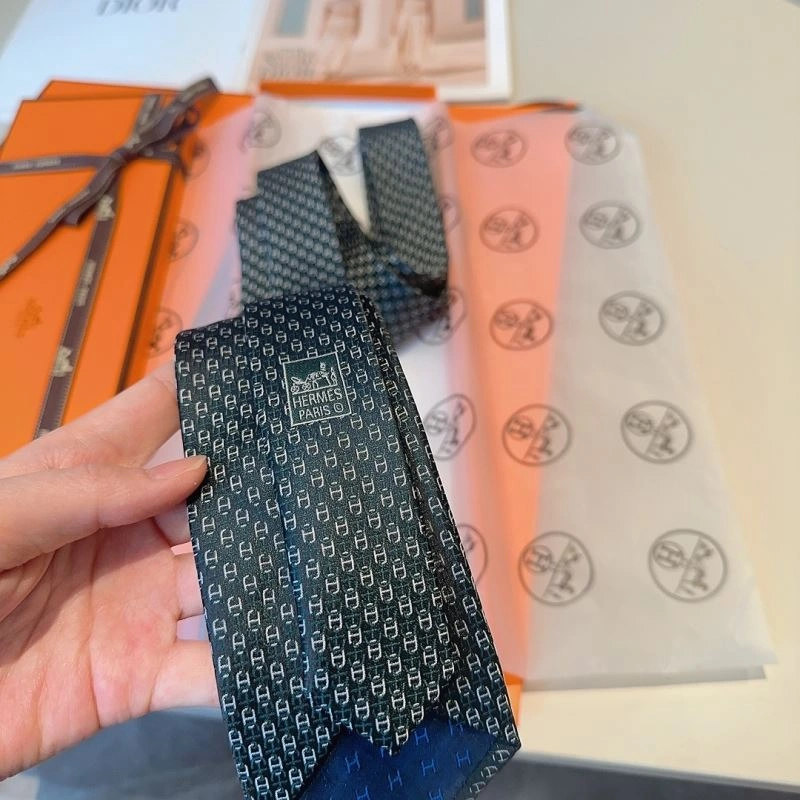 Hermes Neckties TravelReady 268687