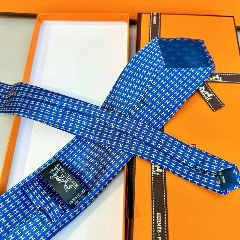 Neat Hermes Neckties 268700