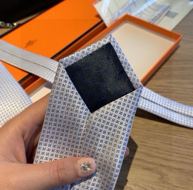 Hermes Neckties ZipUp 268683