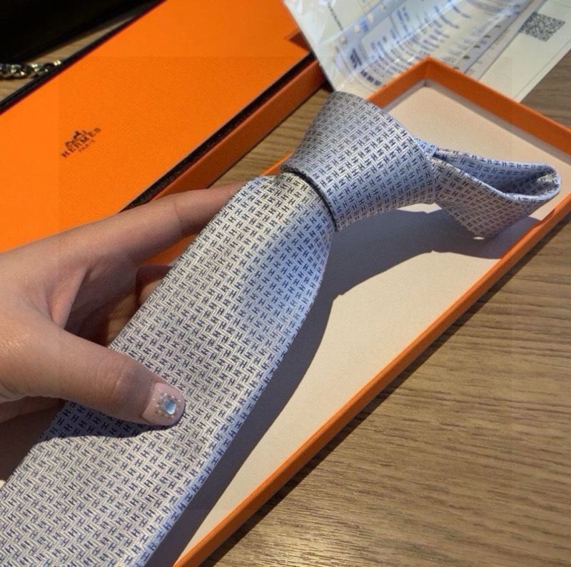 Hermes Neckties ZipUp 268683