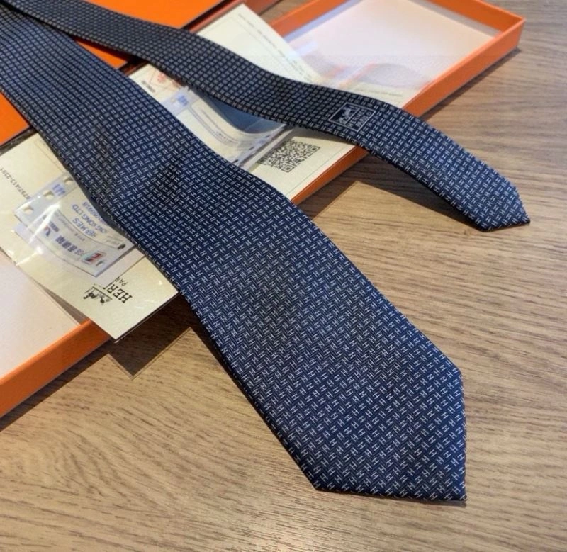 Hermes Neckties Compact 268681