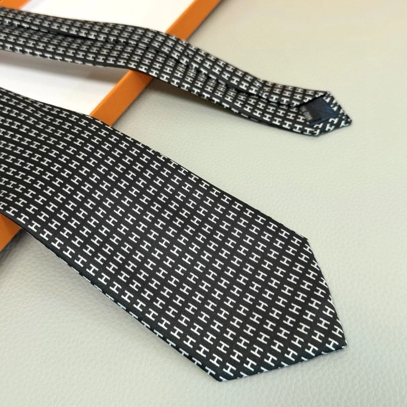 Hermes Neckties Sporty 268648