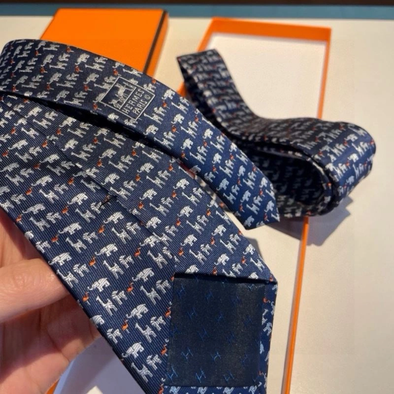 Hermes Neckties Compact 268644