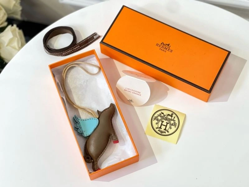 Hermes Ornaments Cozy 270246