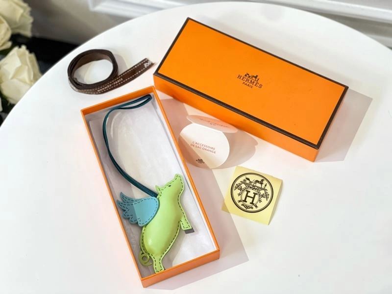 Hermes Ornaments Cozy 270246