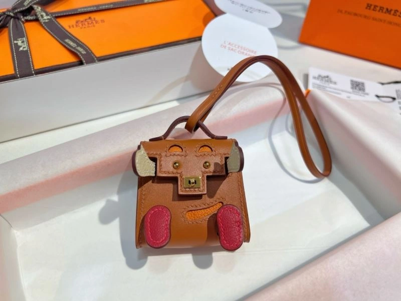 Hermes Ornaments Comfortable 270244