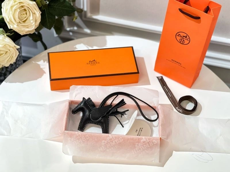 Breathable Hermes Ornaments 270213