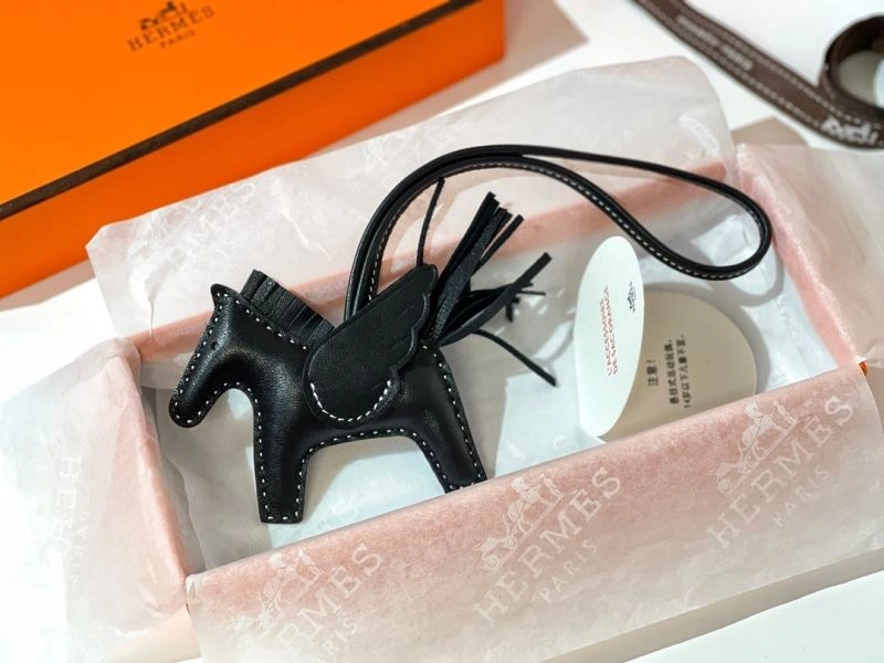 Breathable Hermes Ornaments 270213