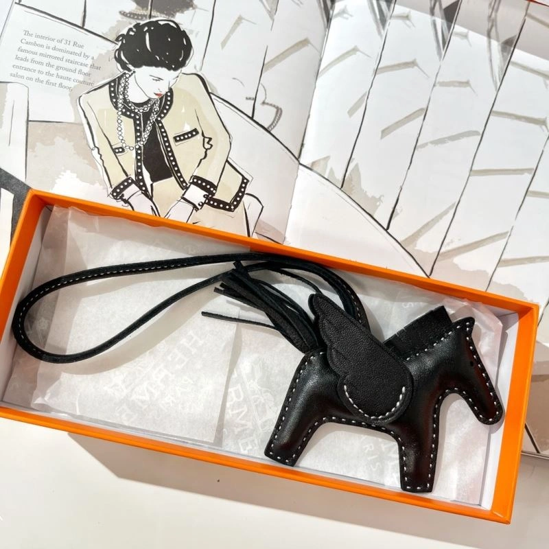 Breathable Hermes Ornaments 270213