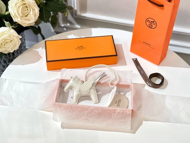 Hermes Ornaments MoistureWicking 270230