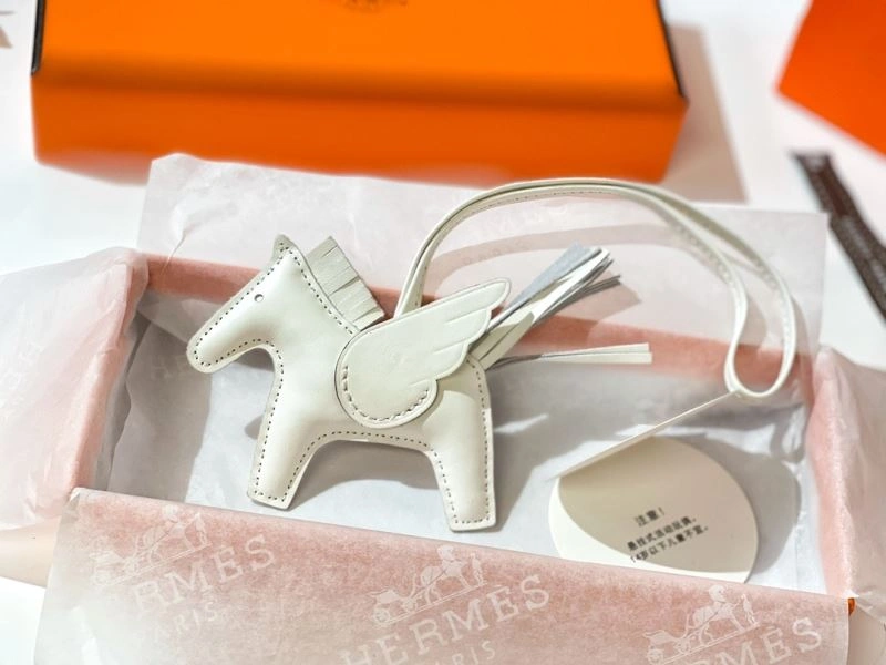 Hermes Ornaments MoistureWicking 270230