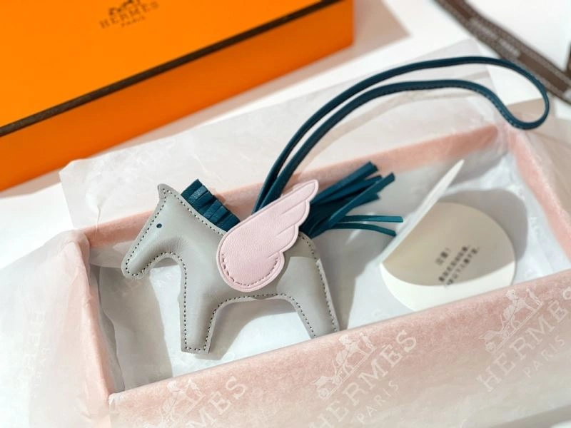 Hermes Ornaments MoistureWicking 270230