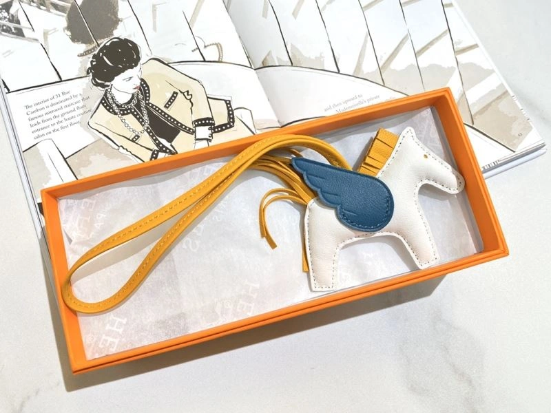 Hermes Ornaments Compact 270231