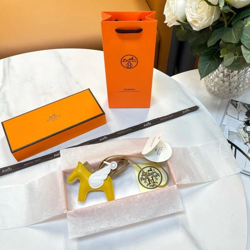 Hermes Ornaments Resilient 270232