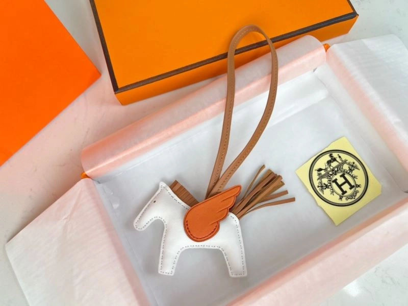 Hermes Ornaments UrbanChic 270211