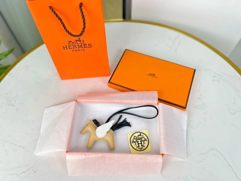 Hermes Ornaments UrbanChic 270211