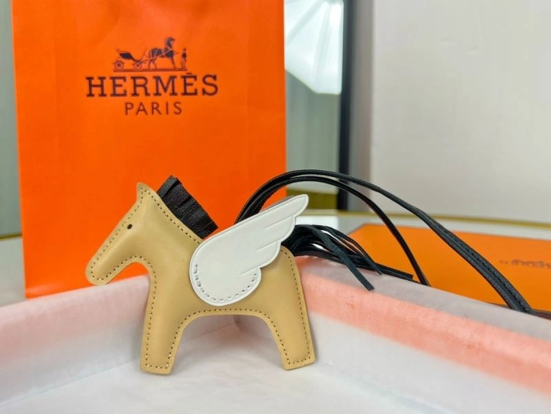 Hermes Ornaments UrbanChic 270211
