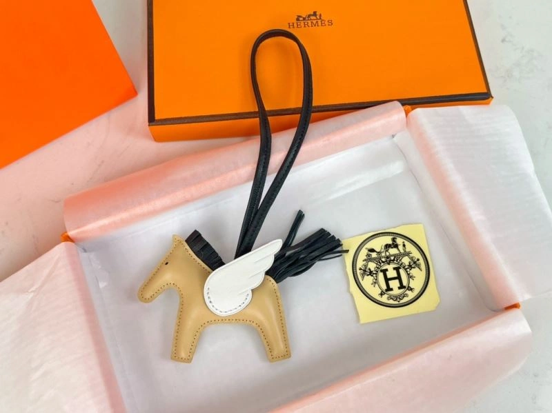 Hermes Ornaments UrbanChic 270211