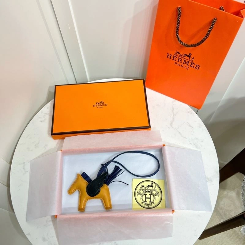 Hermes Ornaments Lightweight 270209