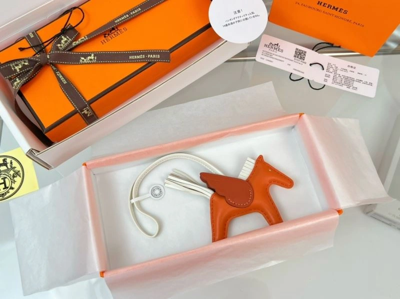 FreshLook Hermes Ornaments 270172
