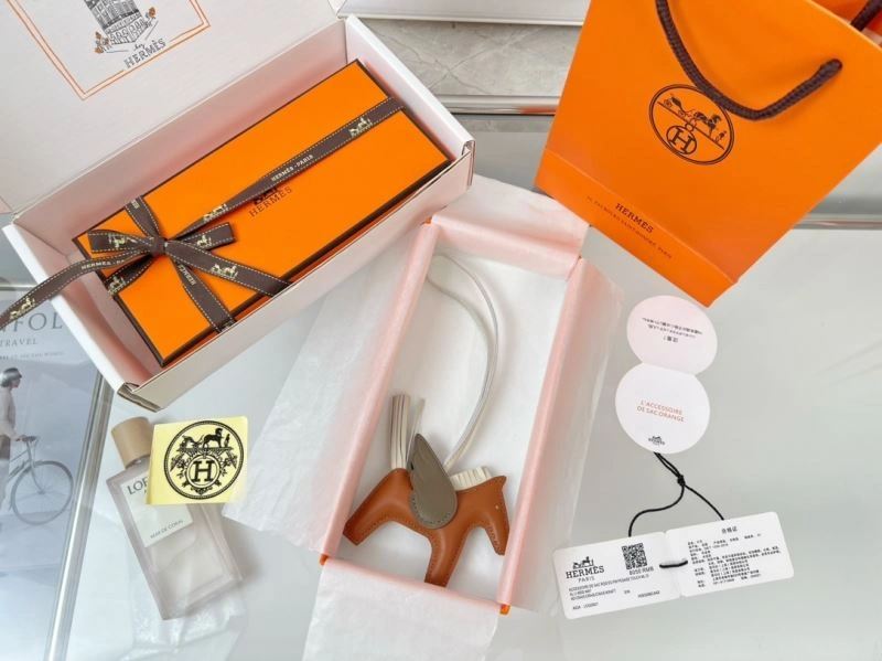 Hermes Ornaments SmoothTexture 270163