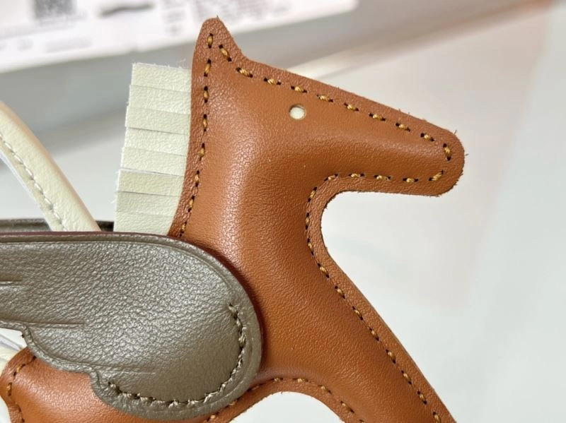 Hermes Ornaments SmoothTexture 270163