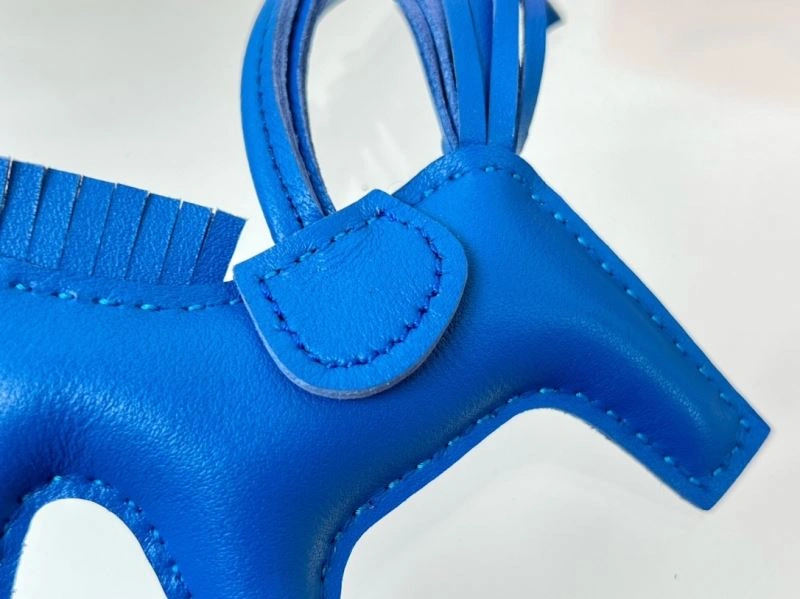 Modern Hermes Ornaments 270105