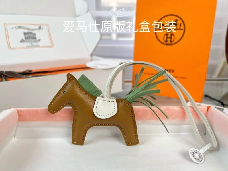 Hermes Ornaments FreshLook 270092