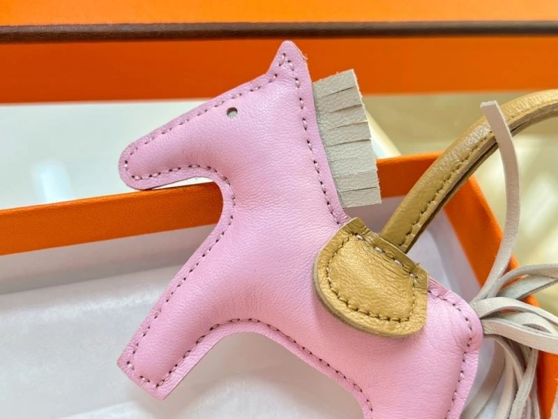 EyeCatching Hermes Ornaments 270085