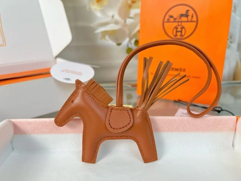 Sophisticated Hermes Ornaments 270081