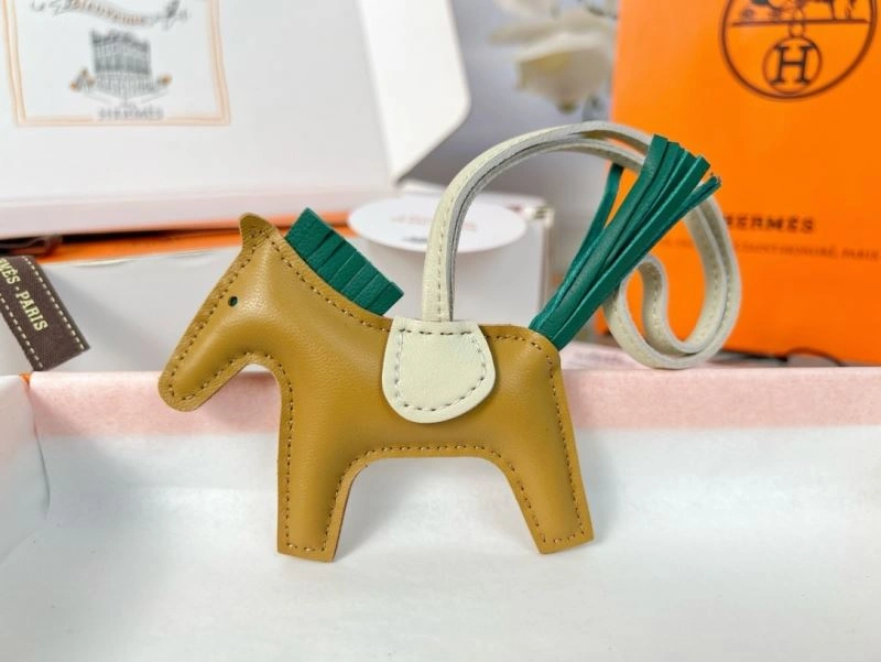 NewStyle Hermes Ornaments 270051
