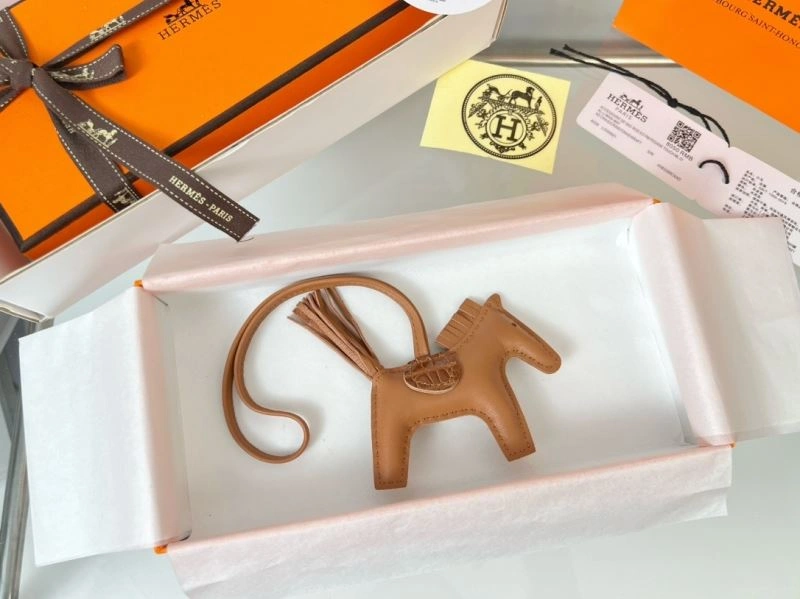 Modern Hermes Ornaments 270028