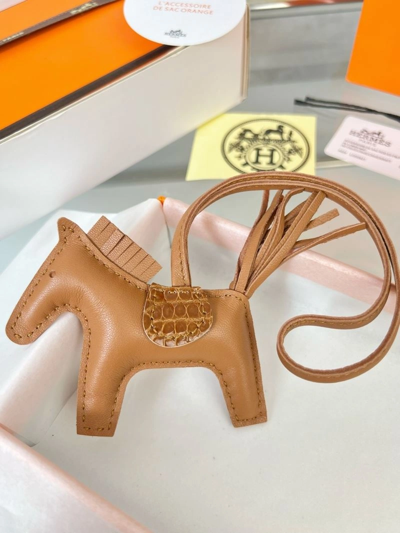 Modern Hermes Ornaments 270028