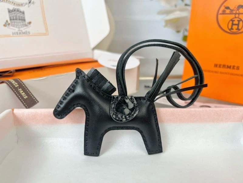 Modern Hermes Ornaments 270033