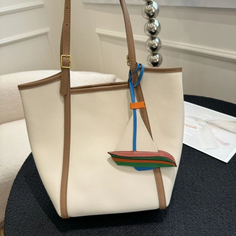 Hermes Ornaments Minimalist 269480