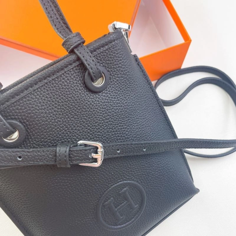 Hermes Other Bags WeatherProof 88913