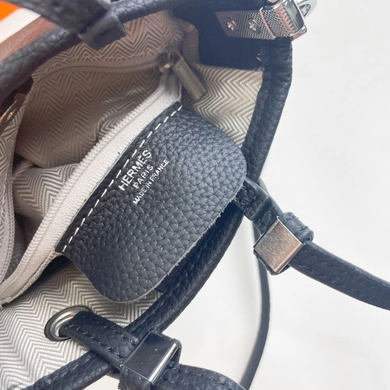 Hermes Other Bags WeatherProof 88913
