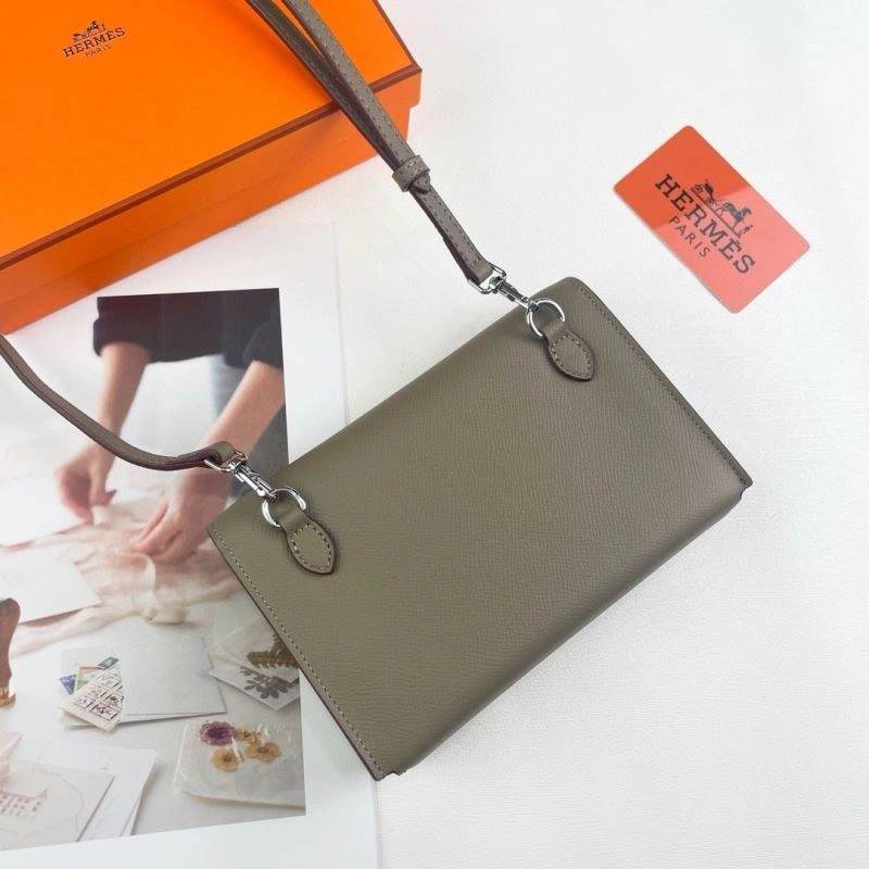 Resilient Hermes Other Bags 88899