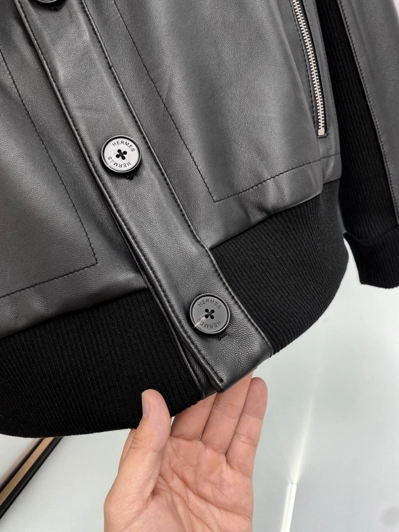 Compact Hermes Outwear 130240