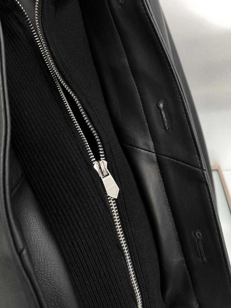 Compact Hermes Outwear 130240