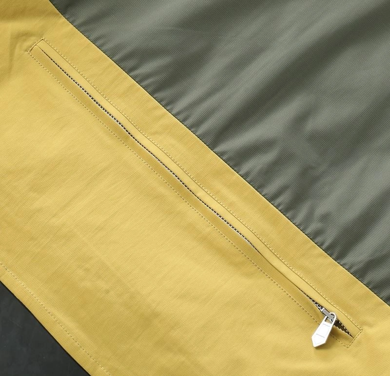 Sporty Hermes Outwear 130290