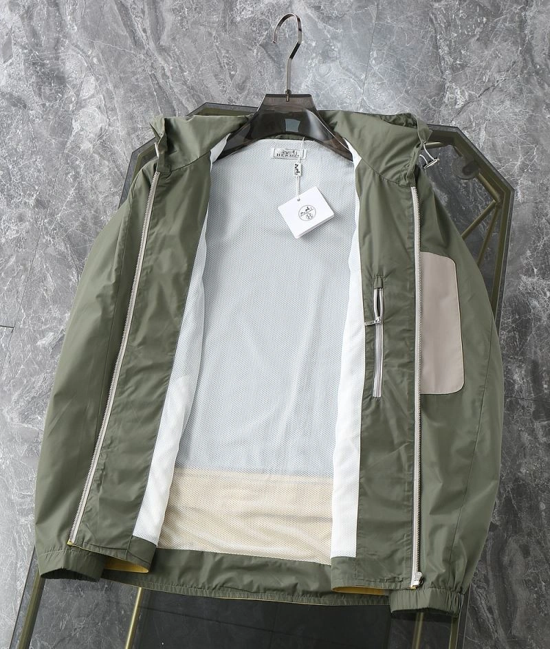 Sporty Hermes Outwear 130290