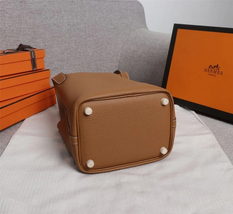 Lightweight Hermes Picotin Lock 89939