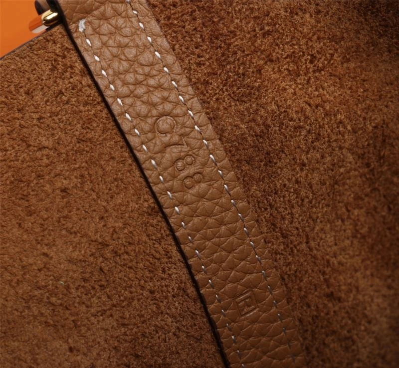 Lightweight Hermes Picotin Lock 89939