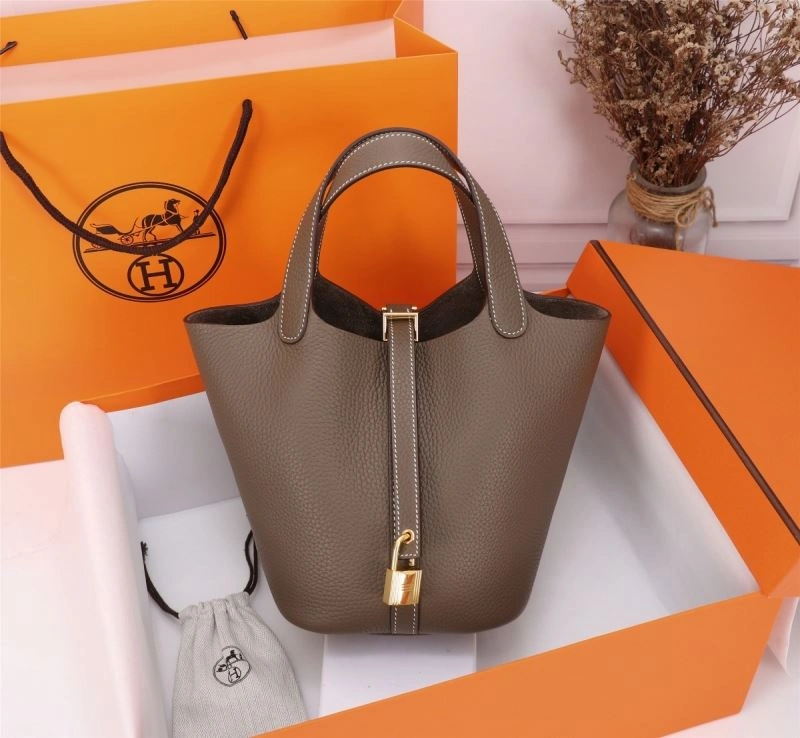 Hermes Picotin Lock Compact 89962