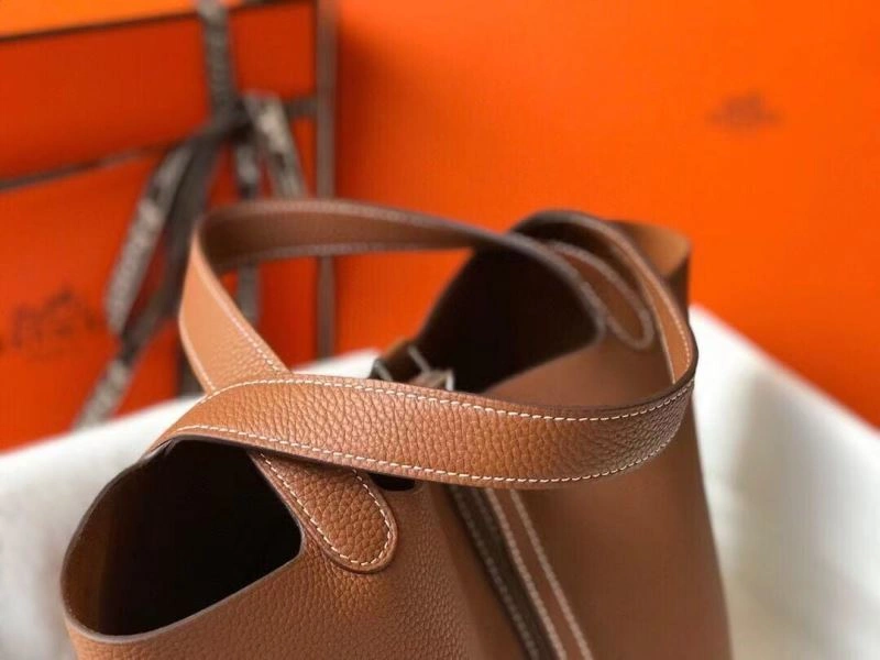 Lightweight Hermes Picotin Lock 89955