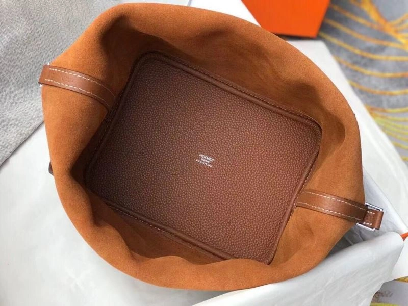 Lightweight Hermes Picotin Lock 89955
